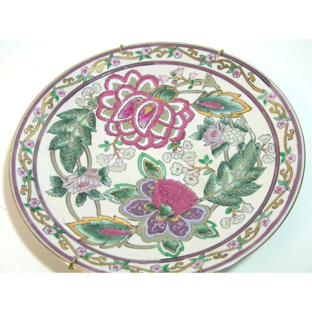 Oriental Floral Plates, Collection of Two, Traditional Decor - Picture 8 of 9